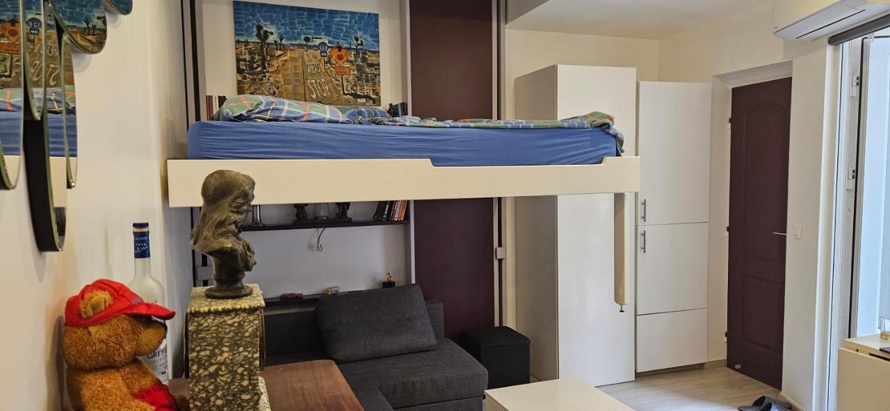 Studio 22M2 A Ivry/Seine-A 200 Metres De Paris. Proche Metro 7 Εξωτερικό φωτογραφία