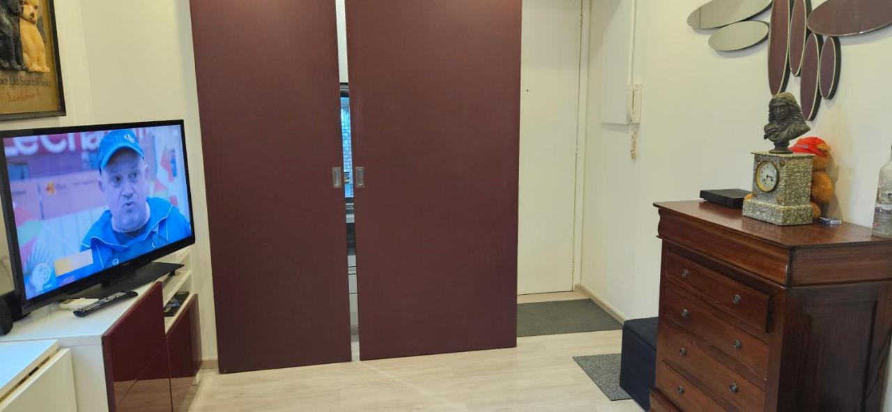 Studio 22M2 A Ivry/Seine-A 200 Metres De Paris. Proche Metro 7 Εξωτερικό φωτογραφία